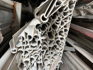 güneş kırıcı taşıyıcı profil (ayar profil)